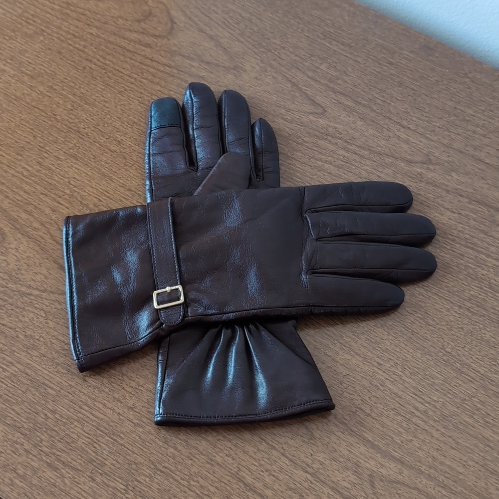 Cole Haan Women's Size Medium Gold Buckle Accent Soft Genuine Leather Gloves - Picture 3 of 10
